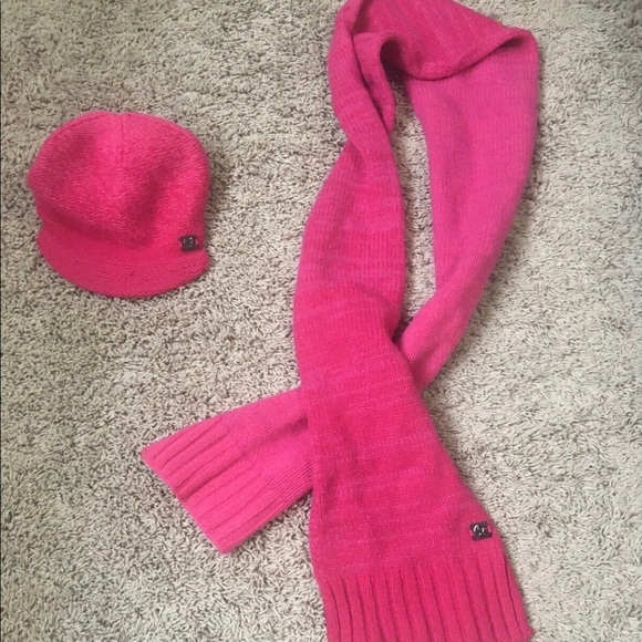 lululemon athletica Accessories - ⚡️FLASH SALE⚡️Lululemon Beanie Hat and Scarf Set